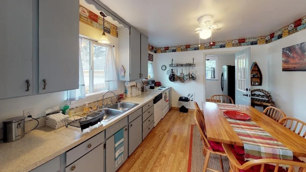 Brass Bell 2 Bedroom Cottage