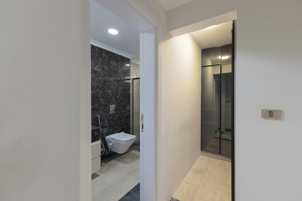 ALSAWAH Majestic 6BR Residence & Oasis