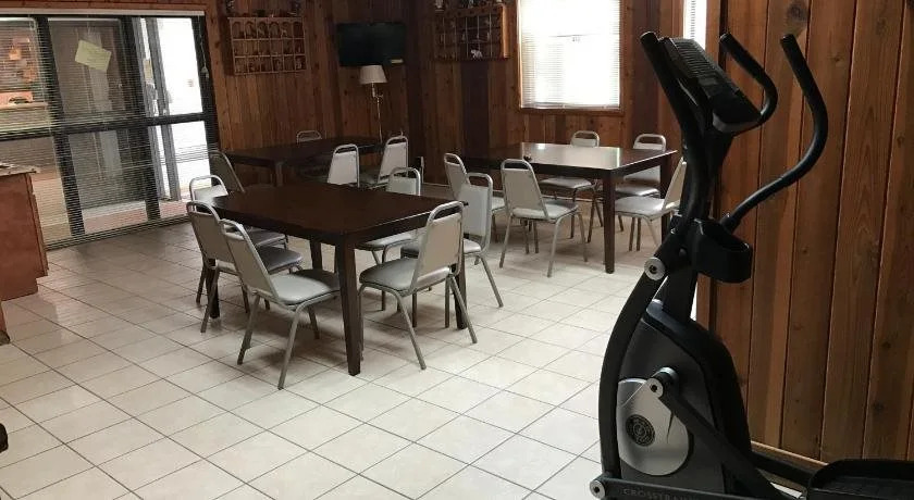 Travel Inn Watertown