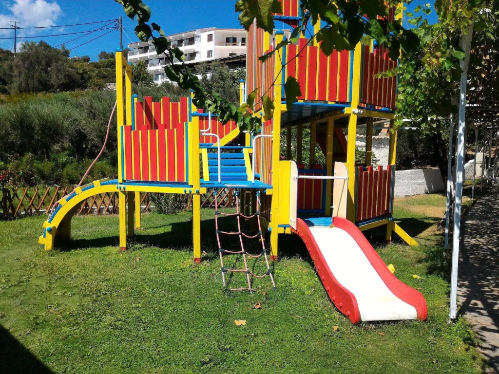 Hotel Glicorisa Beach