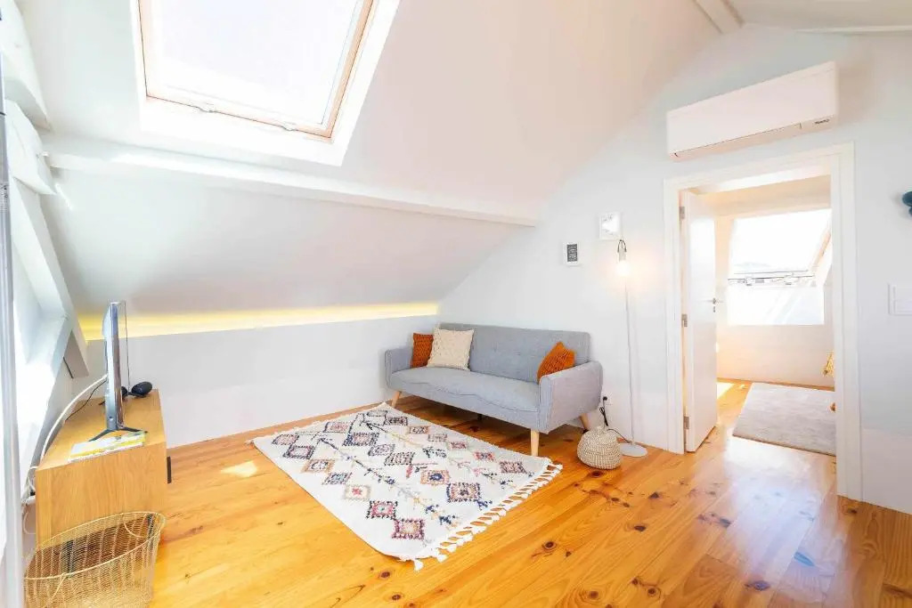 MyHomeisYourHome Viana Center Apartment
