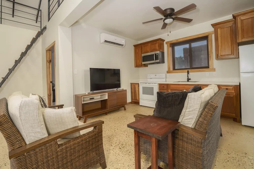 Casa de Wilson - 5 Bedroom Beachfront Villa With Amazing Pool