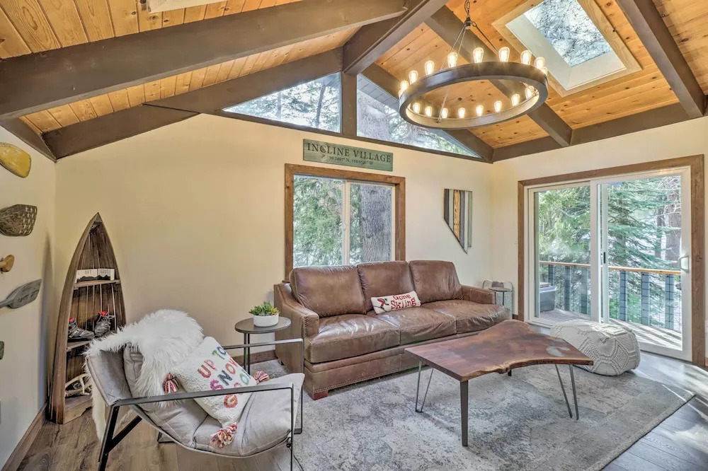 Incline Village Cabin w/ Patio: 2 Mi to Beach!