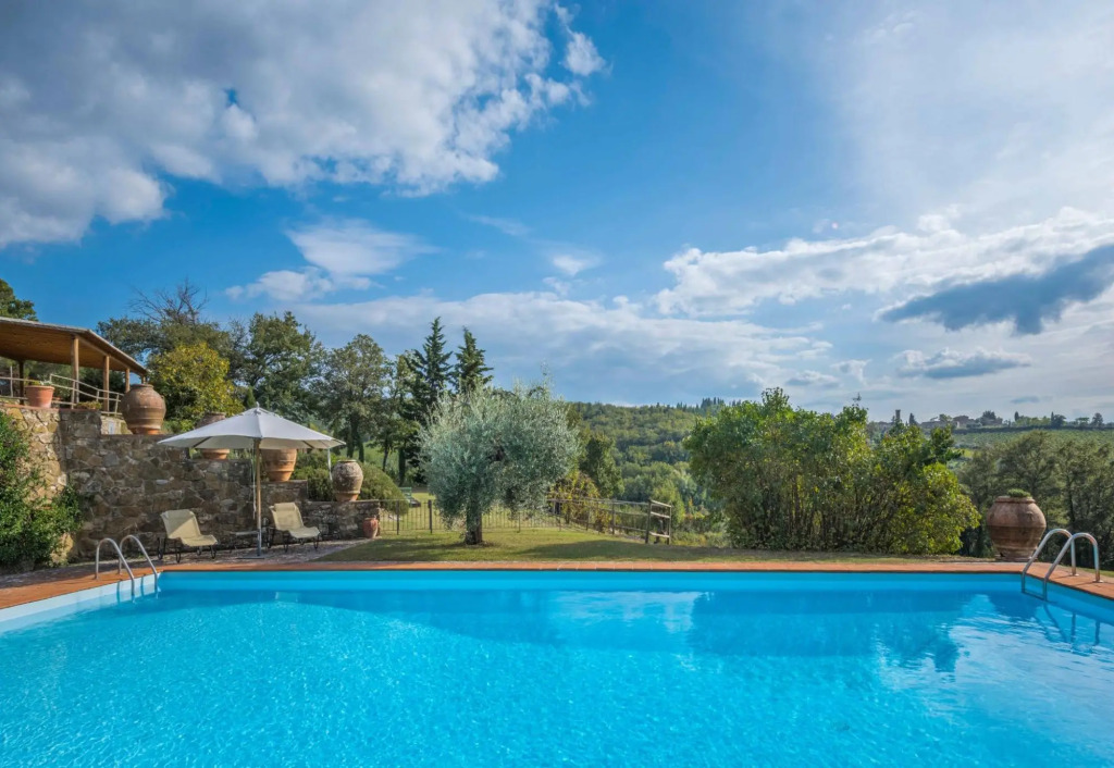 5 bedrooms villa in the Chianti region with private swimming poo, A/C and Wi-Fi-Podere Erica