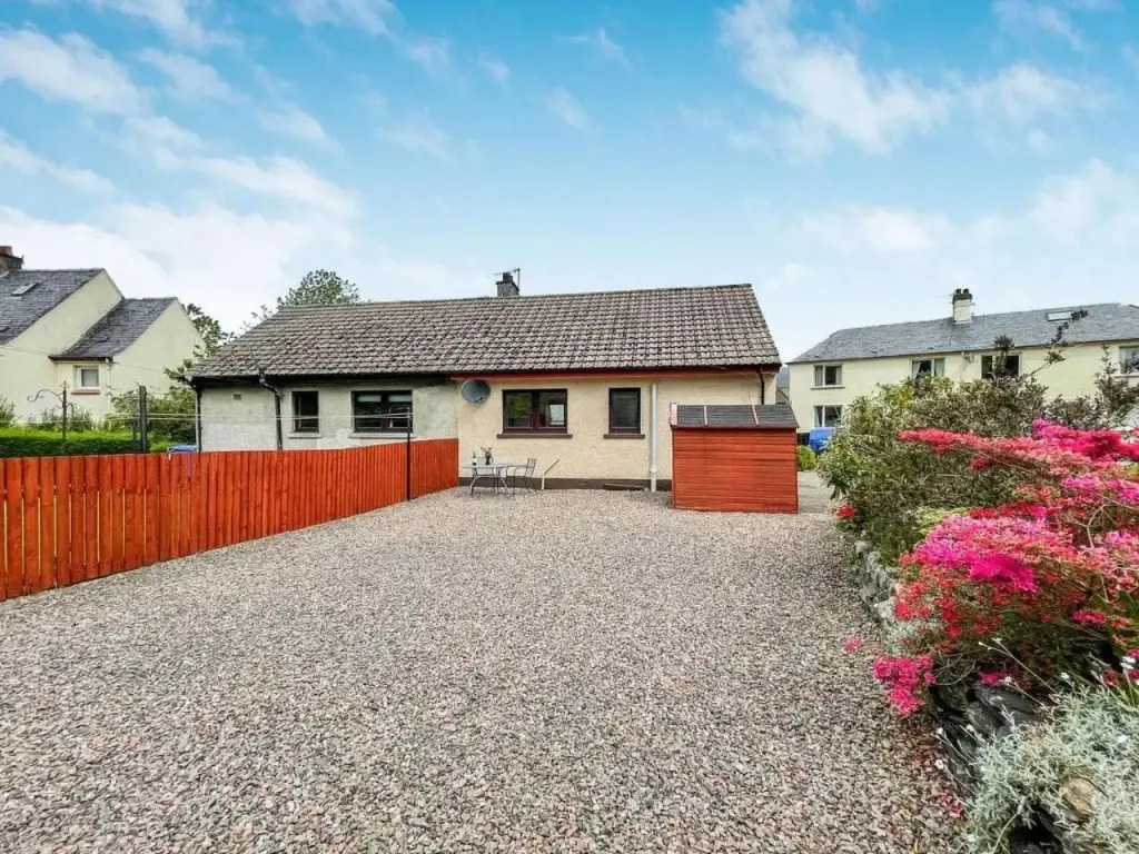 Laroch Cottage