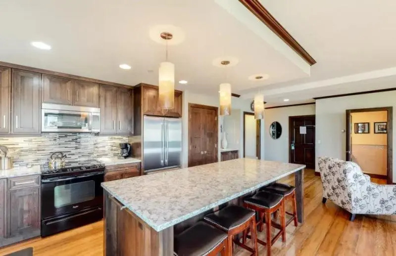 Spacious Ski in, Ski out 3 Bedroom Vacation Rental Next to the Gondola Featuring Slopeside Heated Outdoor Pool and Hot Tub