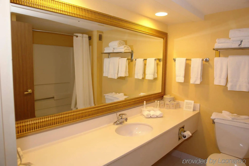 Holiday Inn Express Hotel & Suites Pigeon Forge by IHG