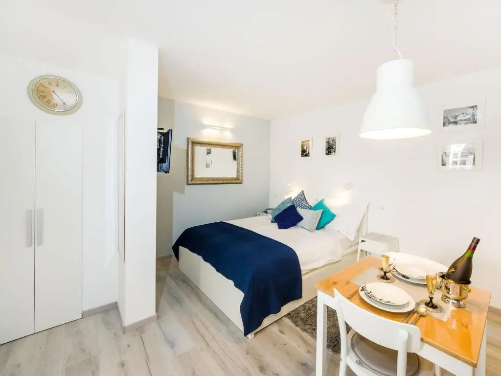 Navis Luxury Apartments