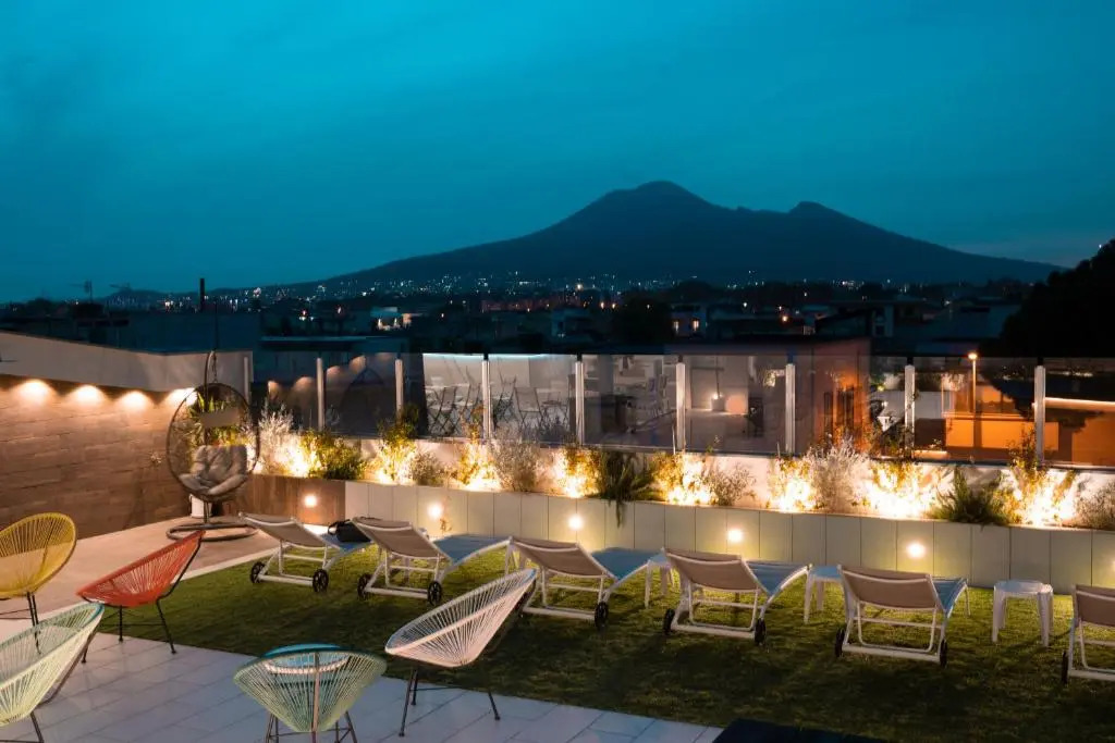 Houses & Rooftop Pompei - Sky