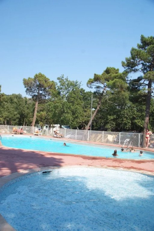 Camping CHARLEMAGNE
