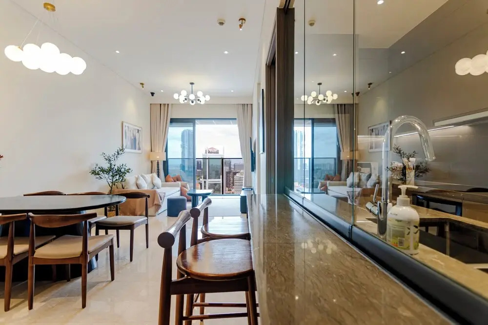 Le Places The Luxury MarQ Saigon Apartment