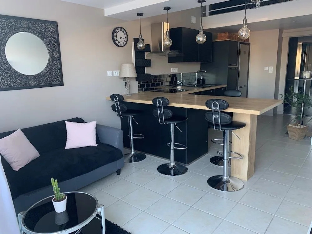 Heliovillage Villa