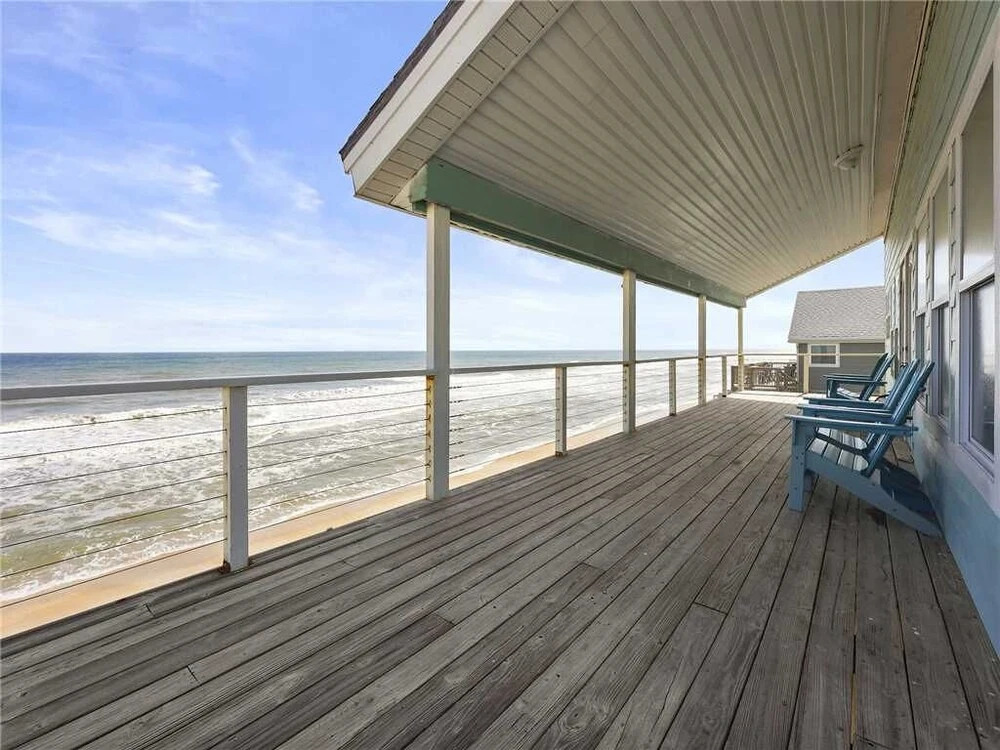 Hemingway Dream, 5 Bedrooms, Beach Front, Sleeps 14