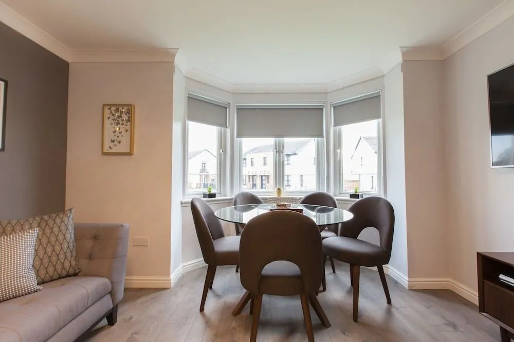 Duloch Apartments TP