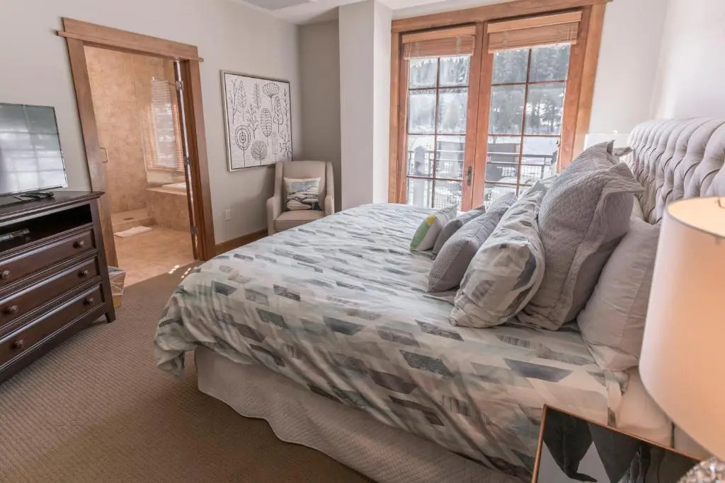 Luxury 4BD Village at Northstar Residence - Iron Horse South 412