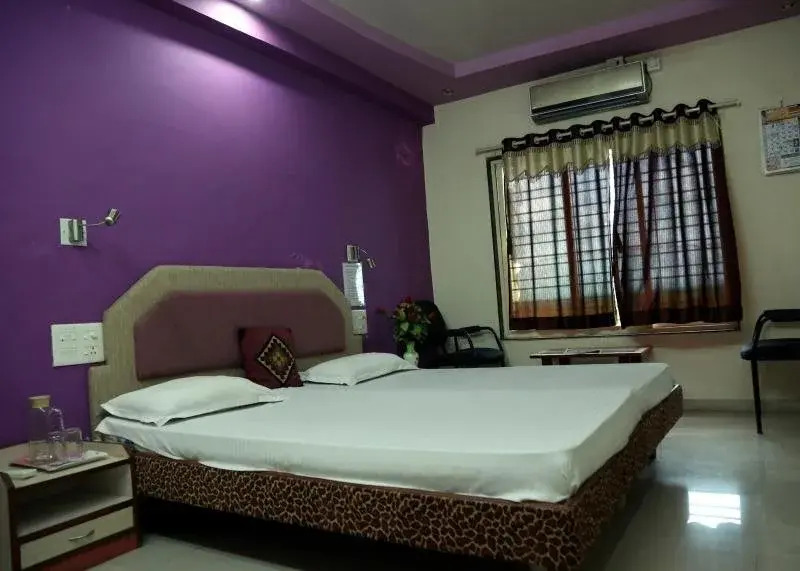 Hotel Pooja Residency