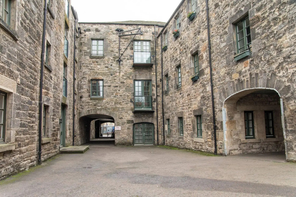 Crabbies Warehouse