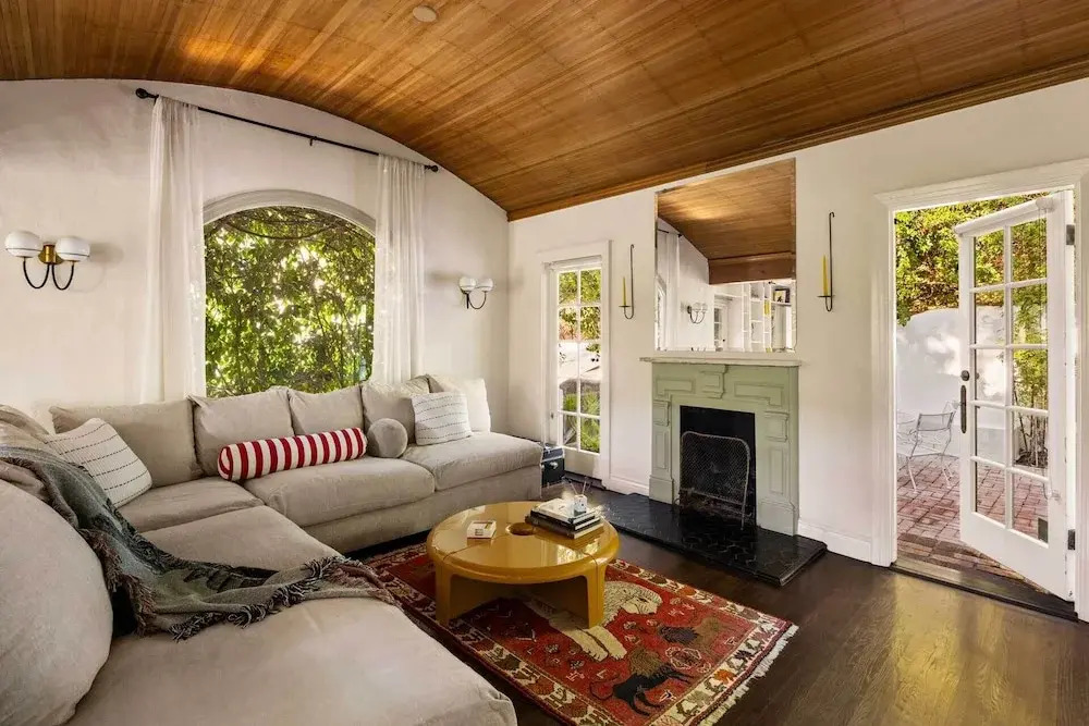 Hollywood Hideaway by Boutique