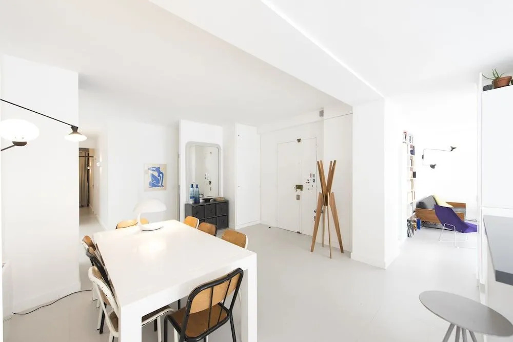Contemporary Chic by Place de la Nation