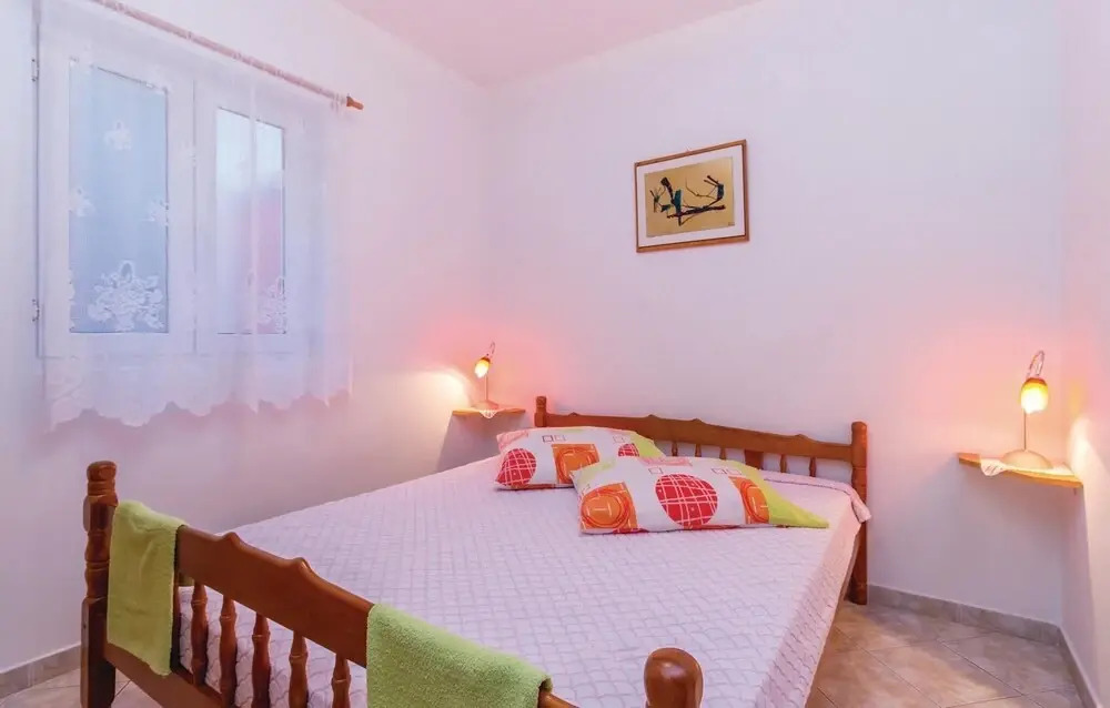 Stunning Home in Novi Vinodolski With Wifi and 4 Bedrooms