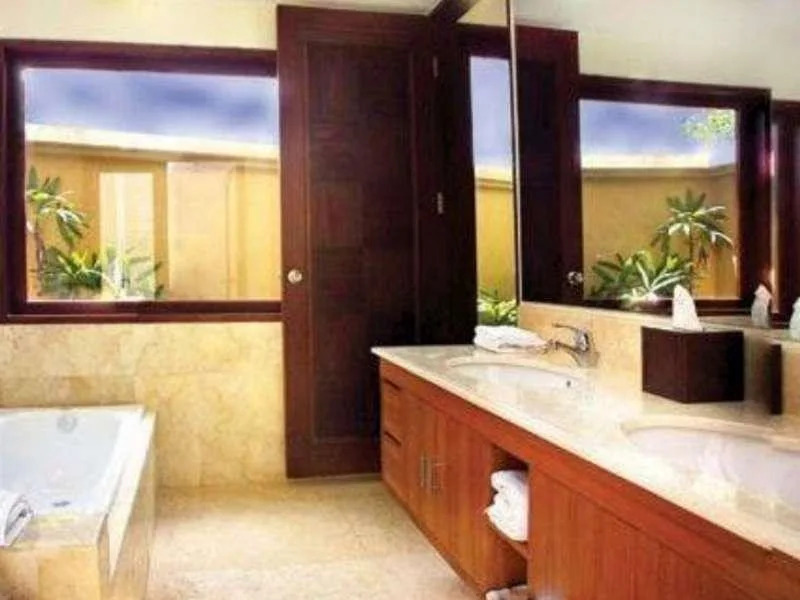 Ocean Heights Villa