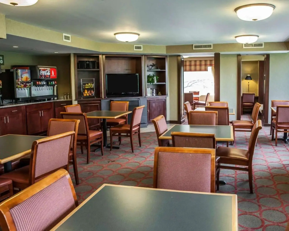 The Virginian Suites, an Ascend Collection hotel