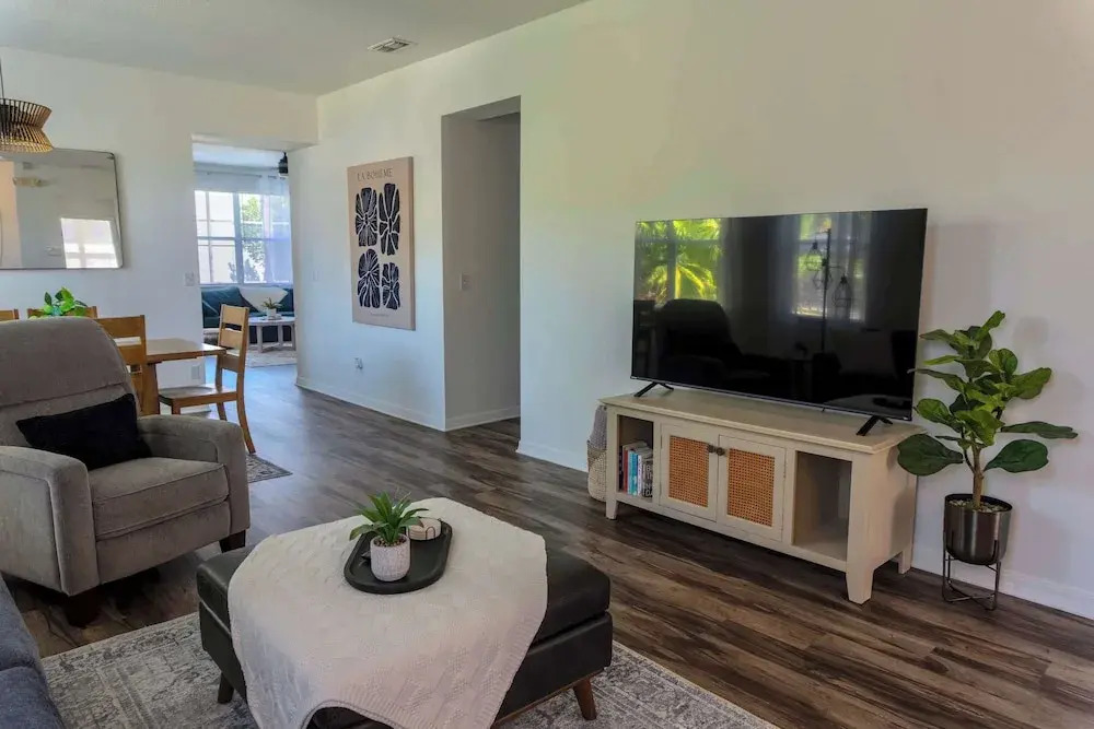 Kodas Retreat Home for 11