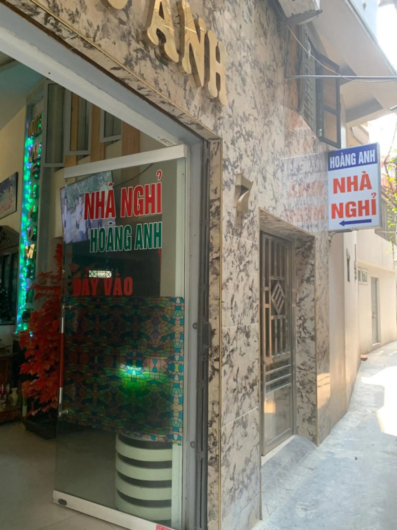 Nhà nghỉ Hoàng Anh