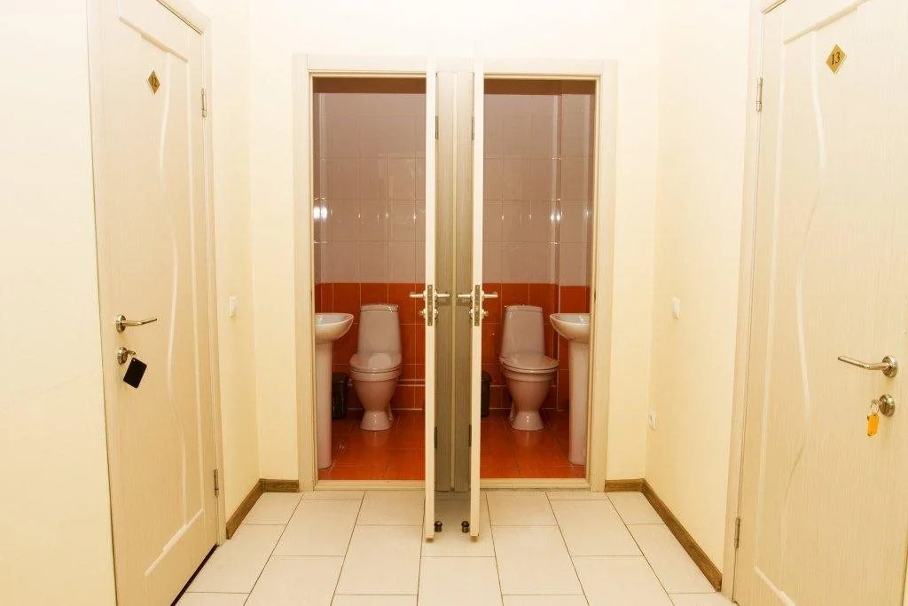 Check Inn Hotel&Hostel