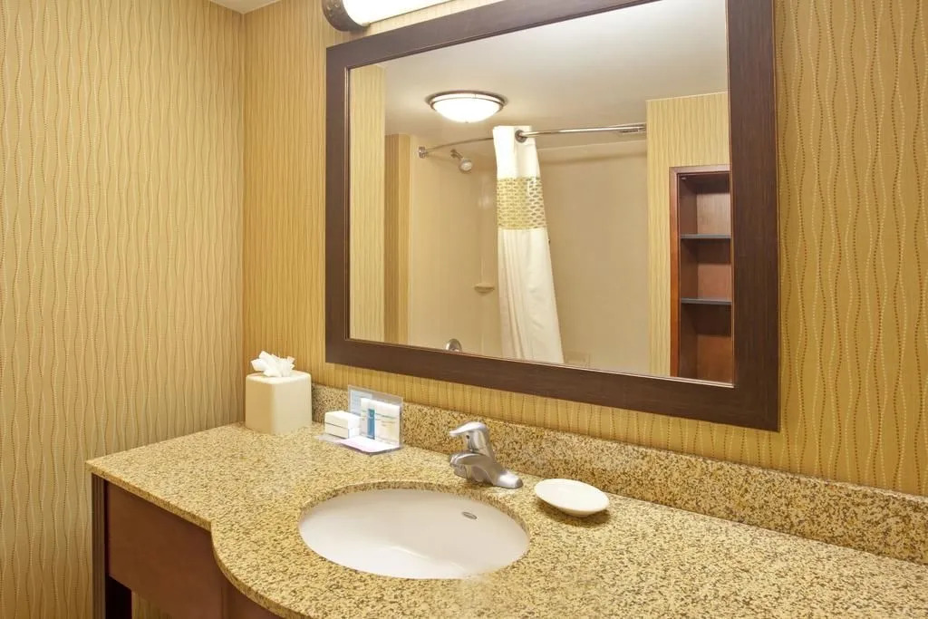 Hampton Inn & Suites Minneapolis St. Paul Airport - Mall of America