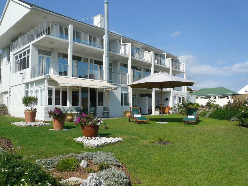 Troon Beach Cottage Hermanus