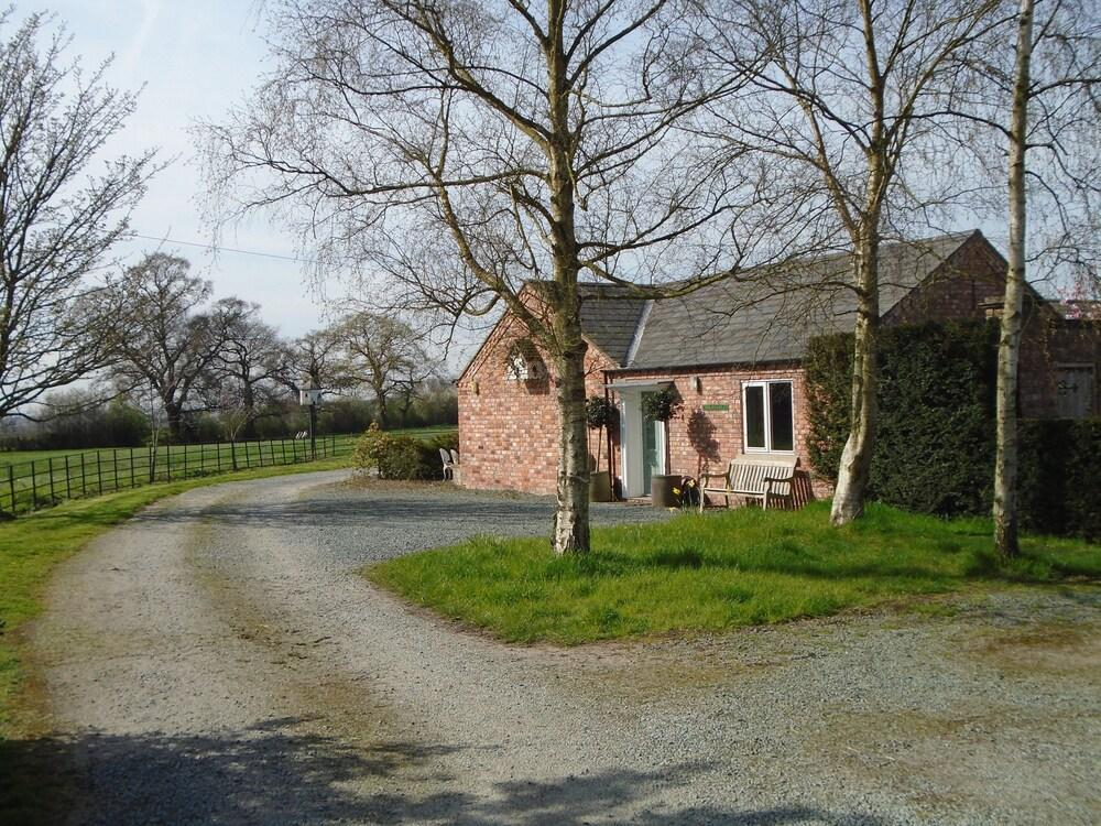 Manor Farm Egerton