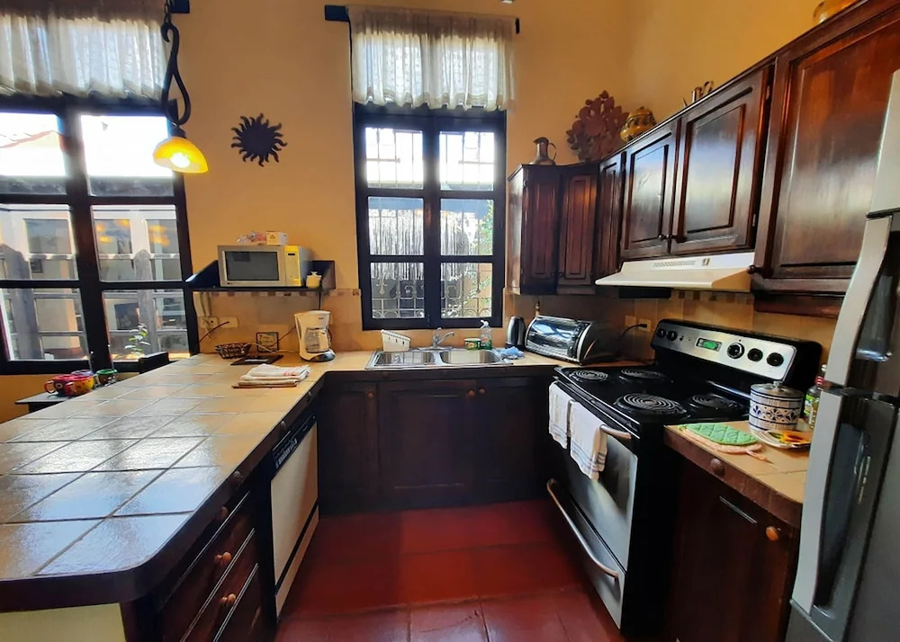 Casa de la Alameda