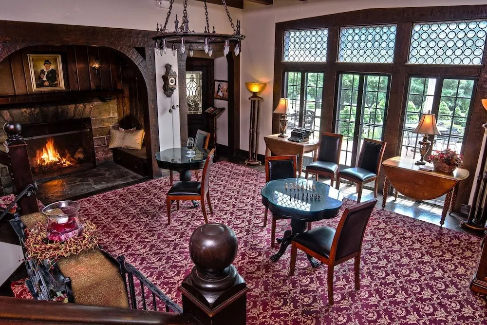 Bischwind Inn B&B