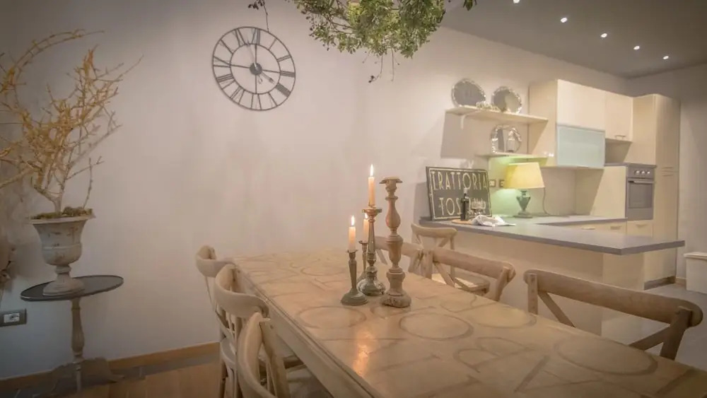 Breathtaking 4BD Apt 5min Walk to Duomo