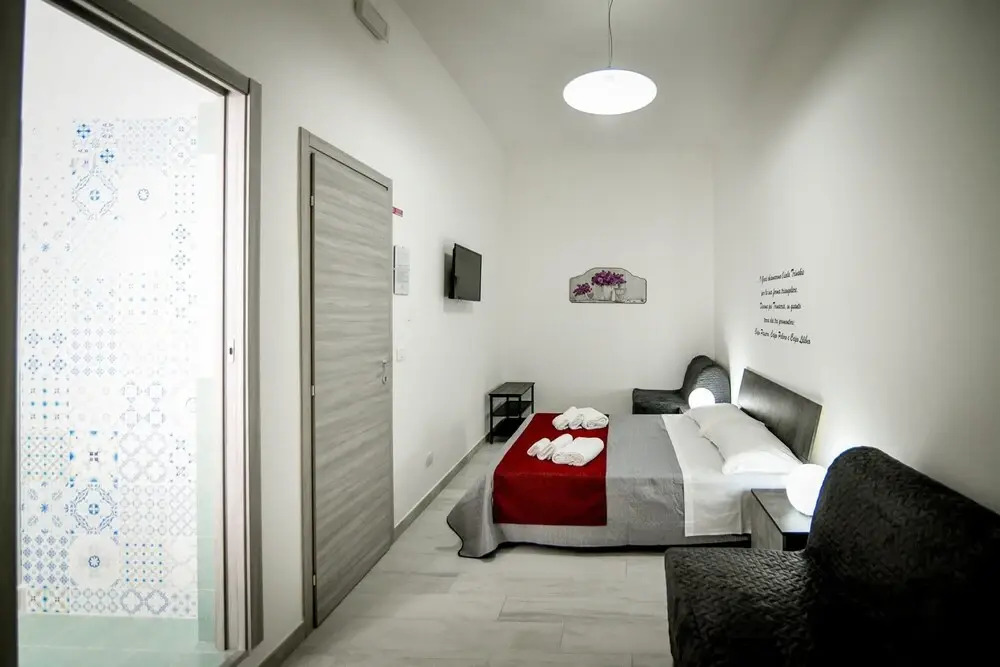 Sikania Rooms