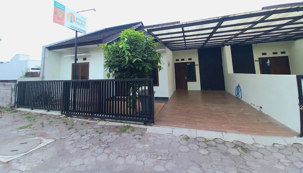 Homestay Syariah Jakal By Simply Homy