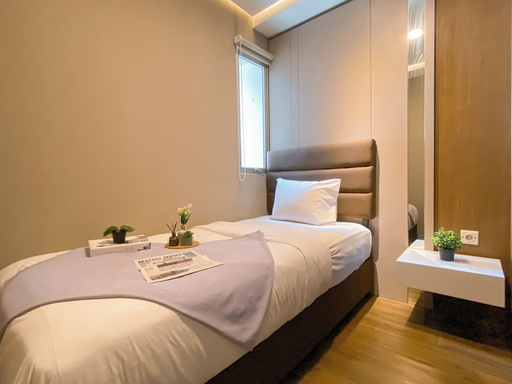 Contemporary Comfort 2Br Apartment Pakubuwono Terrace