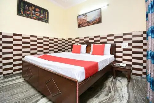 OYO 26919 Hotel New Golden