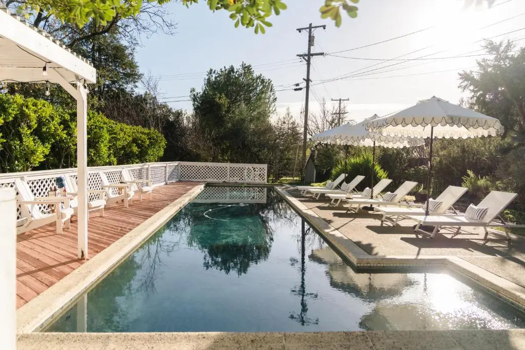 Elegant Wine Country Retreat With Pool, Fireplace & Scenic Deck Views