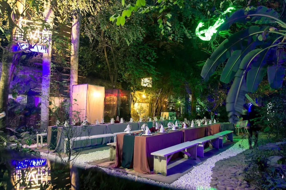 Dao Anh Khanh Studio Homestay