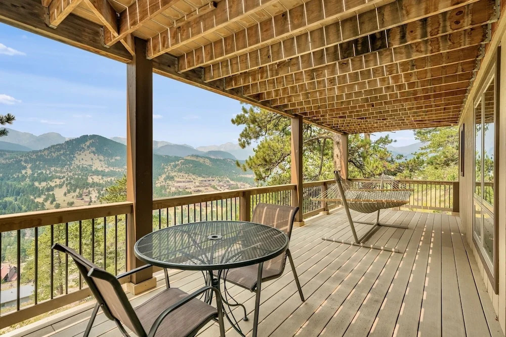 Solitude Vacation Home At Windcliff 3 Bedroom Home by RedAwning