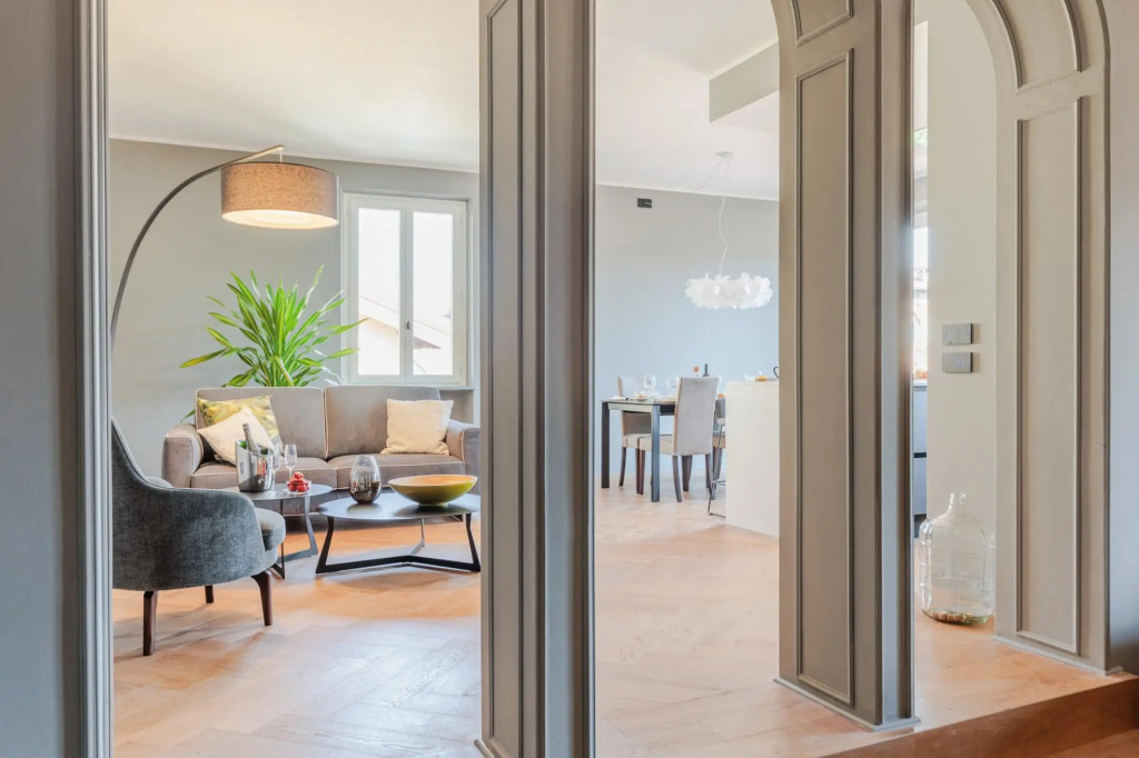 Casa Grey Contemporary Penthouse