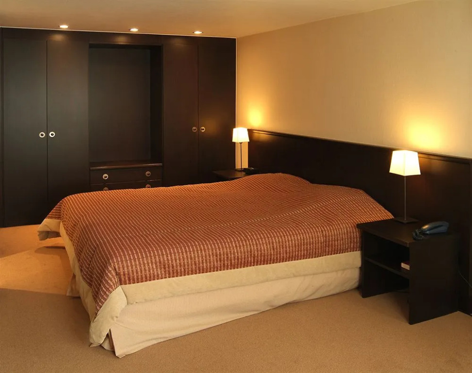 Hotel Den En Heuvel