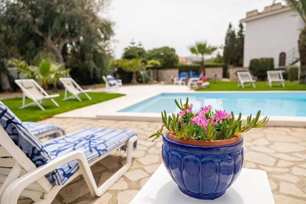 2-Casa sul mare con piscina vicino Cefalù