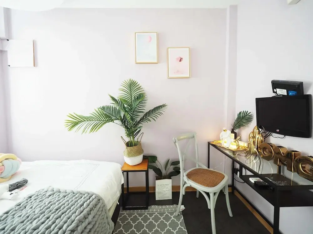 Guesthouse in Taipei near Ximen Metro Station
