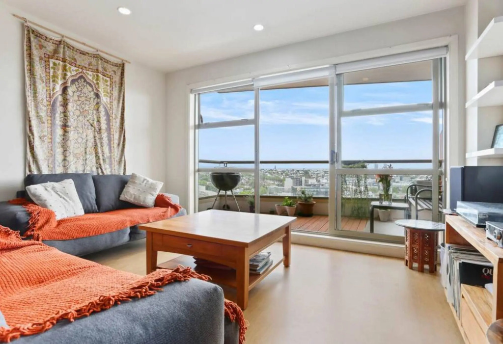 Central and stylish apartment