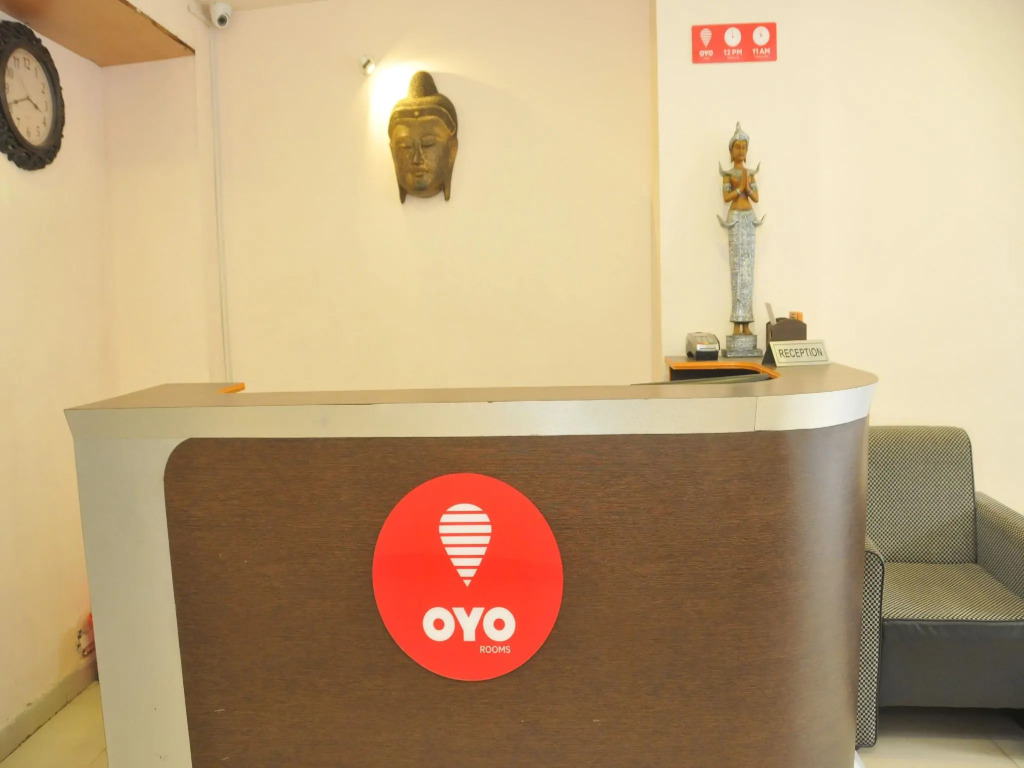 OYO 3028 Season 4