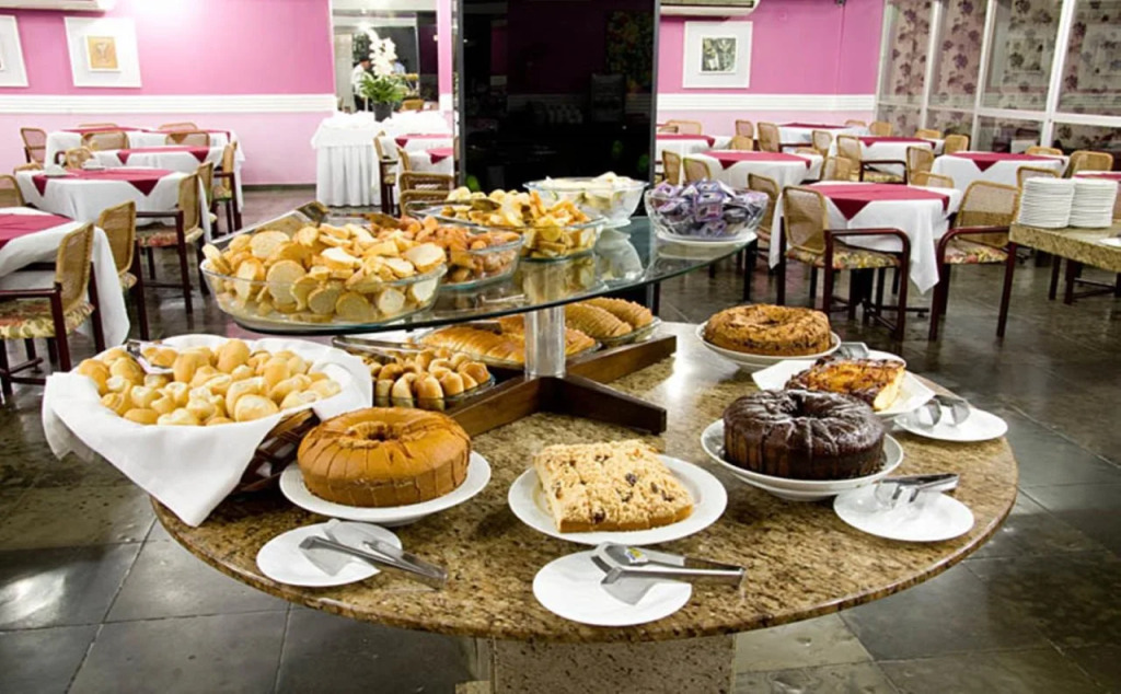 UpFront Hotel Lanville