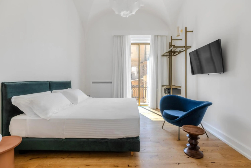 Dome Hotel